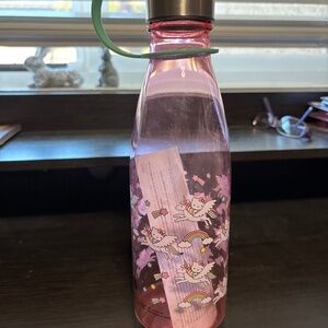 HELLO KITTY UNICORN 20 OZ WATER BOTTLE
